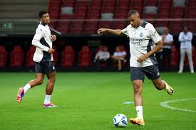 贝卢斯科尼 贝卢斯科尼